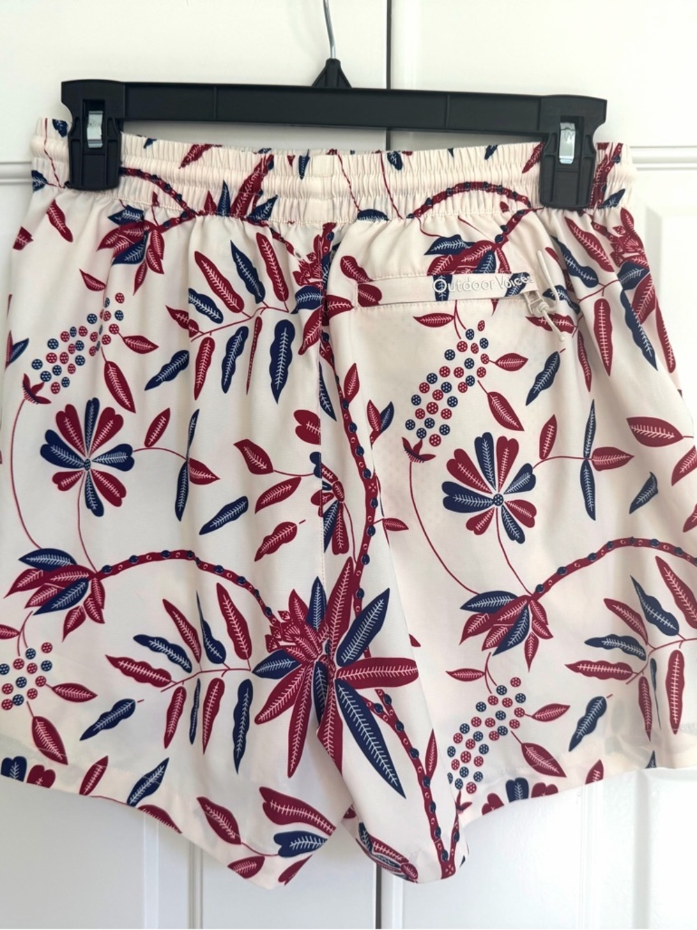 OUTDOOR VOICES
Solarcool Shorts - Picture 3 of 8